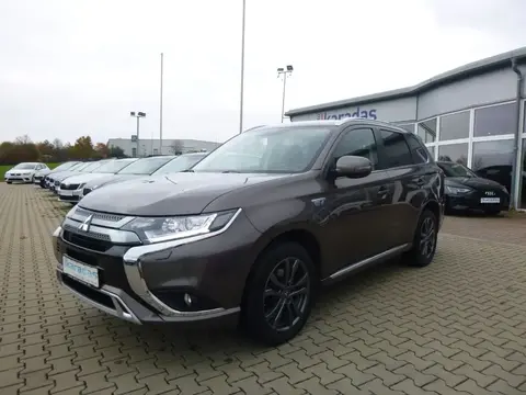 Used MITSUBISHI OUTLANDER Hybrid 2020 Ad 