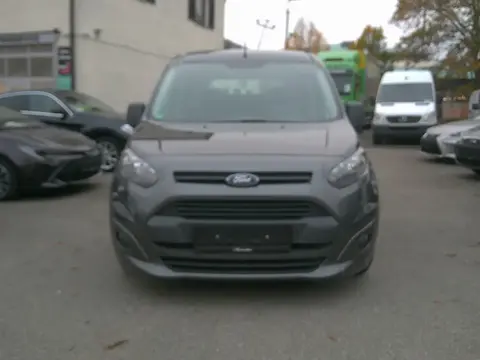 Used FORD TOURNEO Petrol 2018 Ad 