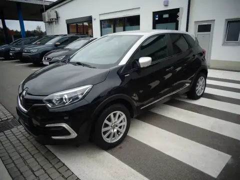 Used RENAULT CAPTUR Petrol 2018 Ad 