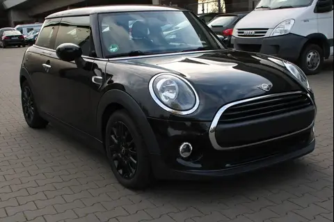 Used MINI ONE Petrol 2019 Ad 