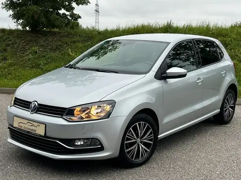 Used VOLKSWAGEN POLO Petrol 2016 Ad 