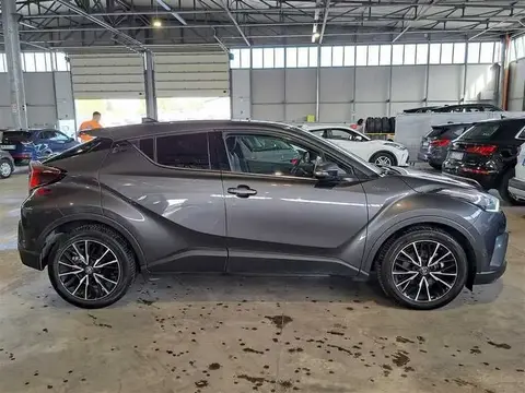 Annonce TOYOTA C-HR Hybride 2019 d'occasion 