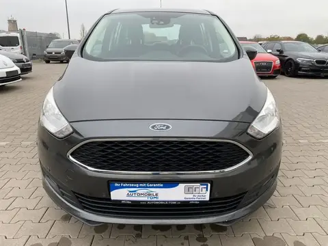 Used FORD GRAND C-MAX Petrol 2016 Ad 