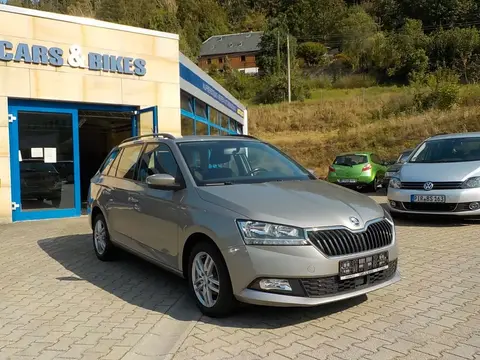 Used SKODA FABIA Petrol 2018 Ad 