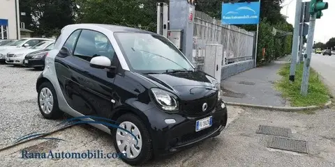 Annonce SMART FORTWO Essence 2017 d'occasion 