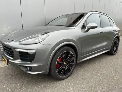 Used PORSCHE CAYENNE Hybrid 2015 Ad 