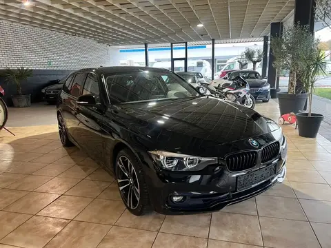 Used BMW SERIE 3 Petrol 2018 Ad 