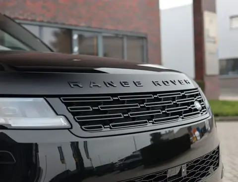 Used LAND ROVER RANGE ROVER SPORT Hybrid 2024 Ad 