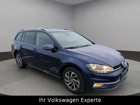 Used VOLKSWAGEN GOLF Petrol 2017 Ad 