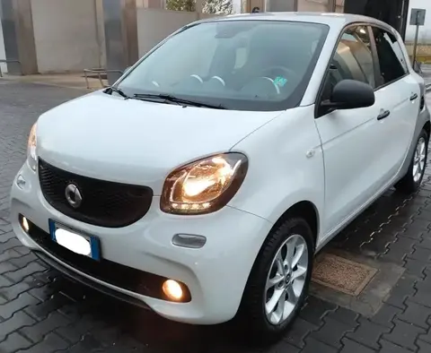 Annonce SMART FORFOUR Essence 2017 d'occasion 