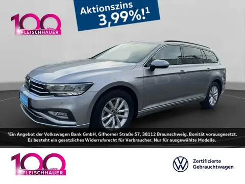 Used VOLKSWAGEN PASSAT Petrol 2024 Ad 