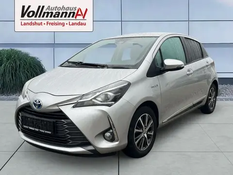 Used TOYOTA YARIS Hybrid 2020 Ad 