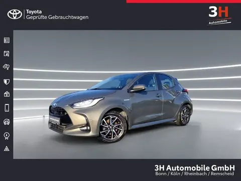 Used TOYOTA YARIS Hybrid 2021 Ad 