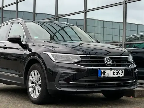 Used VOLKSWAGEN TIGUAN Petrol 2022 Ad 