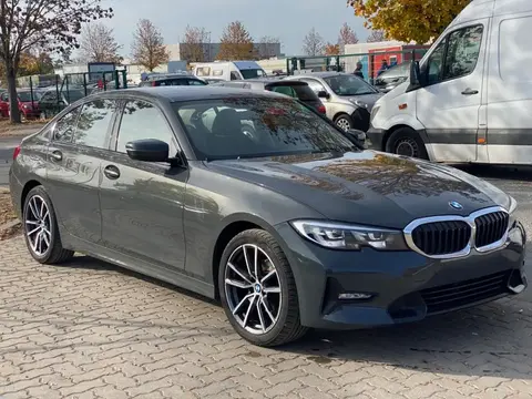 Used BMW SERIE 3 Petrol 2019 Ad 