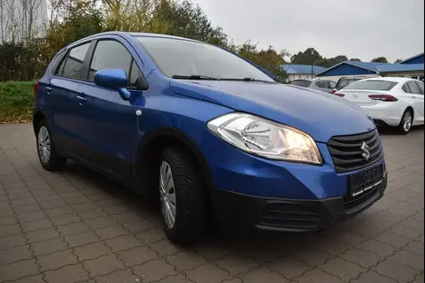 Used SUZUKI SX4 Petrol 2015 Ad 