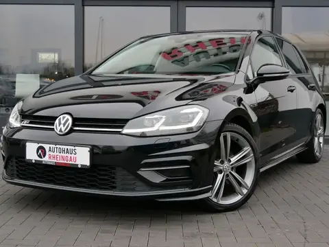 Used VOLKSWAGEN GOLF Petrol 2017 Ad 