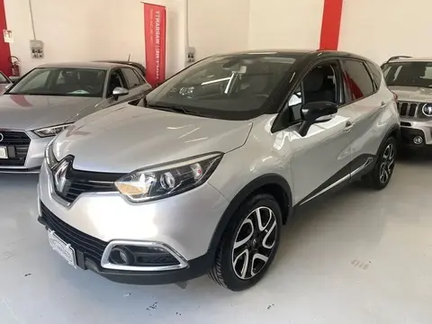 Used RENAULT CAPTUR Diesel 2017 Ad 