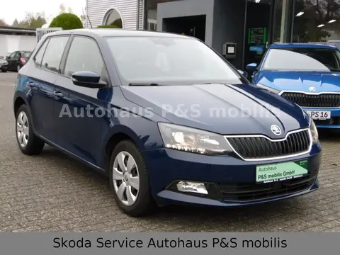 Used SKODA FABIA Petrol 2015 Ad 