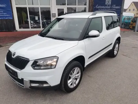 Used SKODA YETI Petrol 2015 Ad 