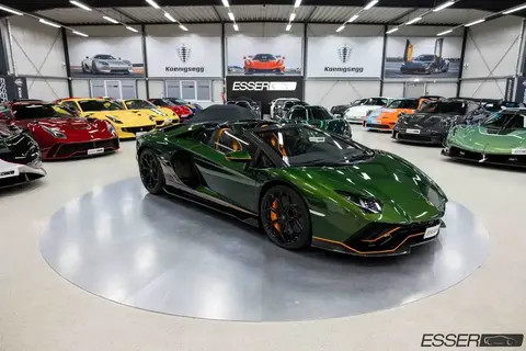 Used LAMBORGHINI AVENTADOR Petrol 2022 Ad 