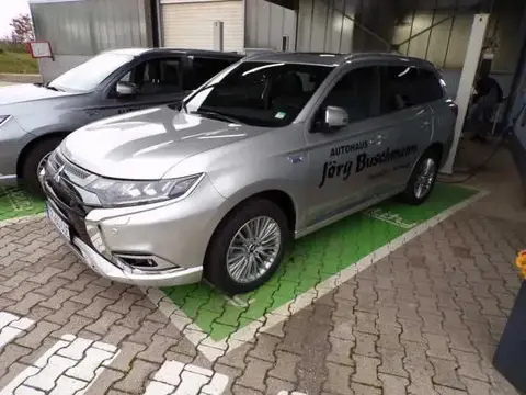 Used MITSUBISHI OUTLANDER Hybrid 2021 Ad 