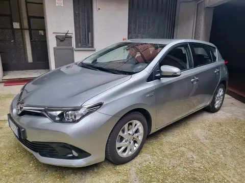 Annonce TOYOTA AURIS Hybride 2017 d'occasion 