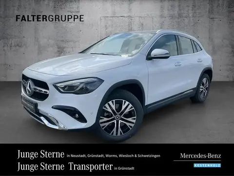 Used MERCEDES-BENZ CLASSE GLA Hybrid 2023 Ad 