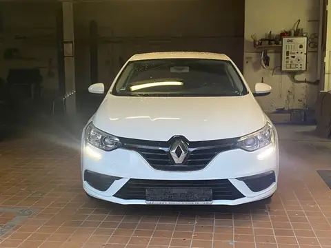 Used RENAULT MEGANE Petrol 2018 Ad 