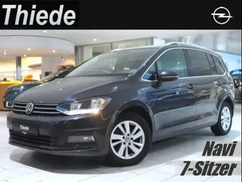 Used VOLKSWAGEN TOURAN Petrol 2020 Ad 