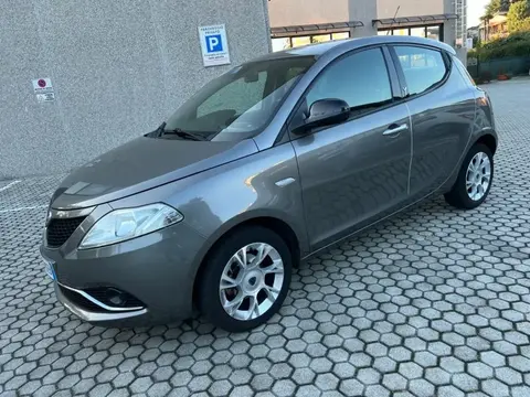 Annonce LANCIA YPSILON Essence 2015 d'occasion 