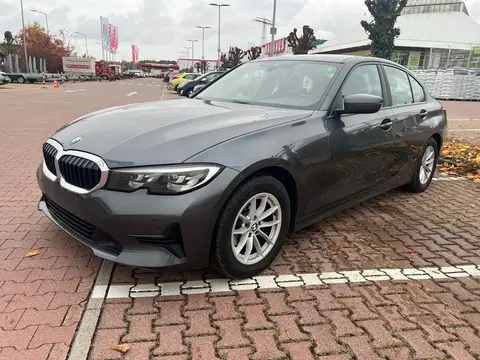 Used BMW SERIE 3 Petrol 2019 Ad 