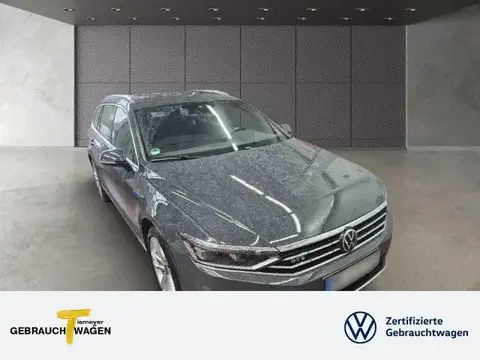 Used VOLKSWAGEN PASSAT Hybrid 2021 Ad 