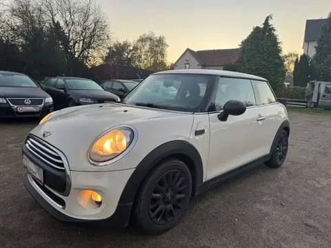 Used MINI ONE Petrol 2016 Ad 