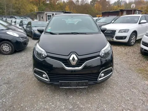 Used RENAULT CAPTUR Petrol 2016 Ad 