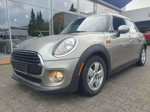 Used MINI COOPER Petrol 2017 Ad 