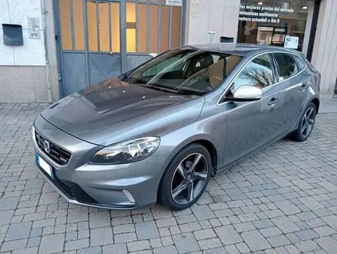 Annonce VOLVO V40 Diesel 2015 d'occasion 