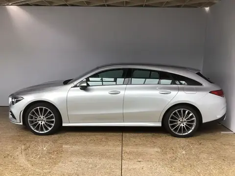 Used MERCEDES-BENZ CLASSE CLA Hybrid 2022 Ad 