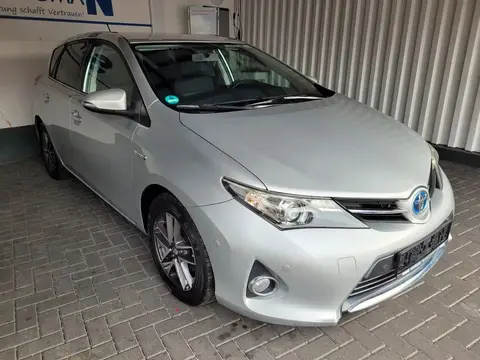 Used TOYOTA AURIS Hybrid 2015 Ad 