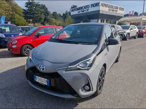 Used TOYOTA YARIS Hybrid 2018 Ad 