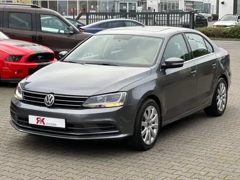 Used VOLKSWAGEN JETTA Diesel 2015 Ad 