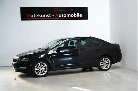 Used SKODA OCTAVIA Petrol 2018 Ad 