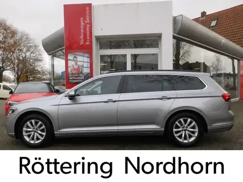 Used VOLKSWAGEN PASSAT Petrol 2024 Ad 