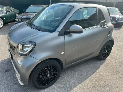 Annonce SMART FORTWO Essence 2017 d'occasion 