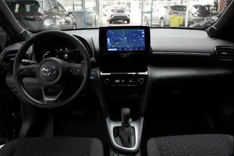 Used TOYOTA YARIS Hybrid 2024 Ad 