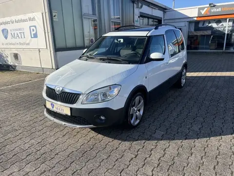 Used SKODA ROOMSTER Petrol 2015 Ad 