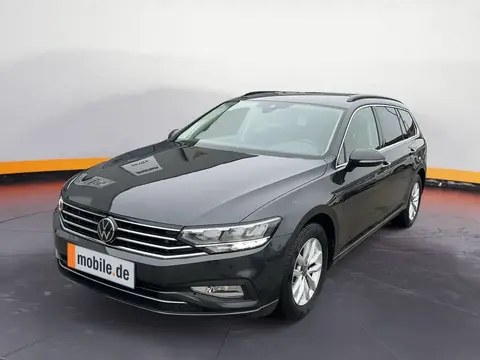 Used VOLKSWAGEN PASSAT Petrol 2024 Ad 