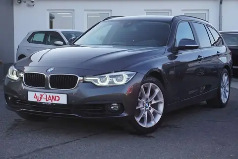 Used BMW SERIE 3 Petrol 2019 Ad 