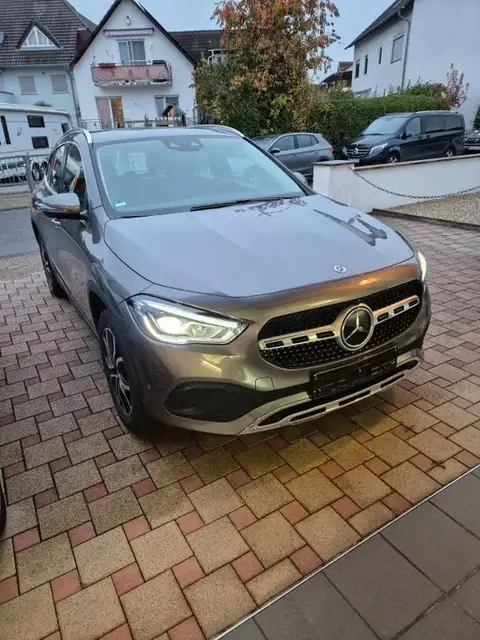 Used MERCEDES-BENZ CLASSE GLA Hybrid 2022 Ad 