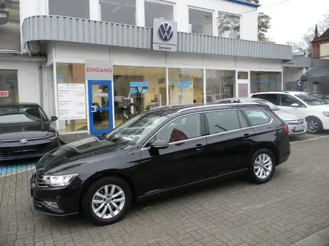 Used VOLKSWAGEN PASSAT Petrol 2020 Ad 